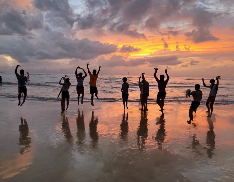 Aktivitas Menarik Saat Menikmati Sunset di Bali