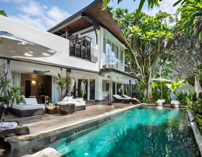 Tips Memilih Villa Mewah di Seminyak